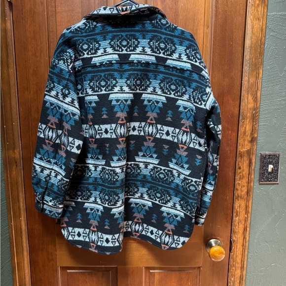 Western Patterned Jacket - Picture 2 of 3